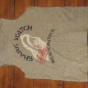 Boys sleevless shirt size md